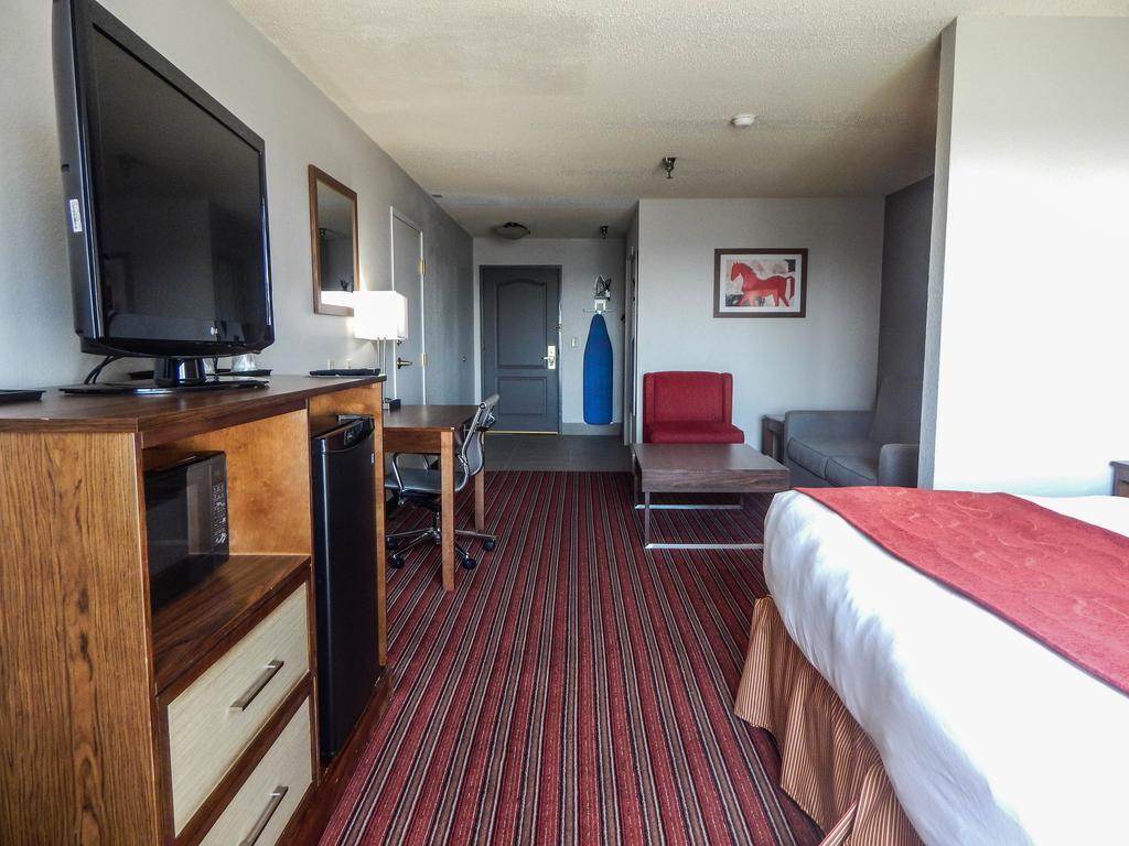 Country Inn & Suites By Radisson, Dfw Airport South, Tx Irving Exteriör bild